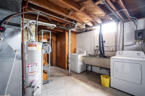 4765 22 Pl, Milwaukee WI 53221-2919 exterior