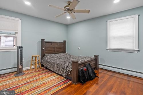 3883 Dempsey Ln, Huntingdon Valley PA  19006-1901 exterior