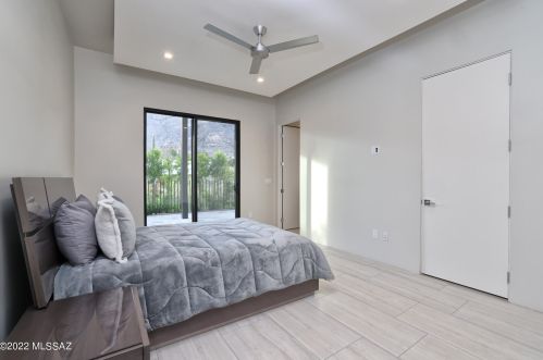 4911 Mission Hill Dr, Tucson AZ  85718-2607 exterior