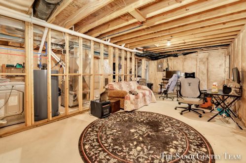 346 Mason Ave, Meskegon MI  49441-1946 exterior