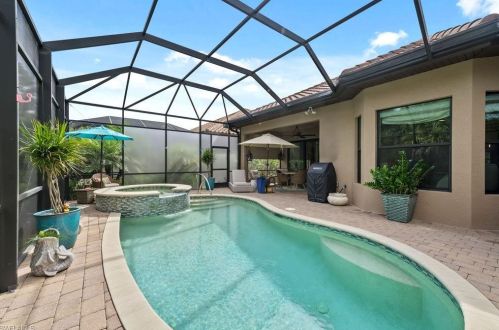 6565 Roma Way, Naples FL 34113-1722 exterior