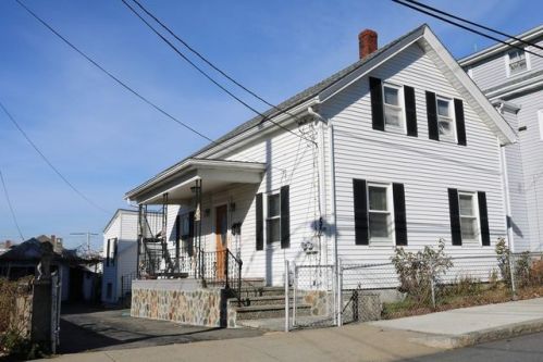 52 Fulton St, Peabody, MA 01960-4472