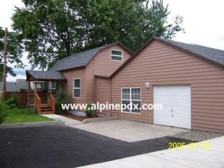 2154 96th Ave, Portland OR  97216-2603 exterior