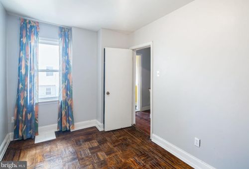 3258 Livingston St, Philadelphia PA 19134-5207 exterior