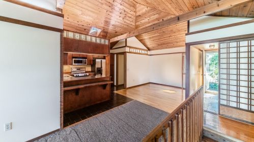 15404 Park Lake Rd, East Lansing MI 48823-3864 exterior