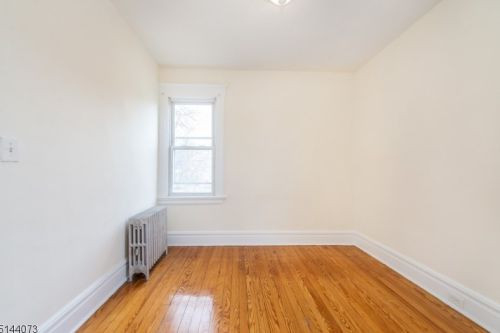 72 Willow St, Montclair NJ 07042-3502 exterior