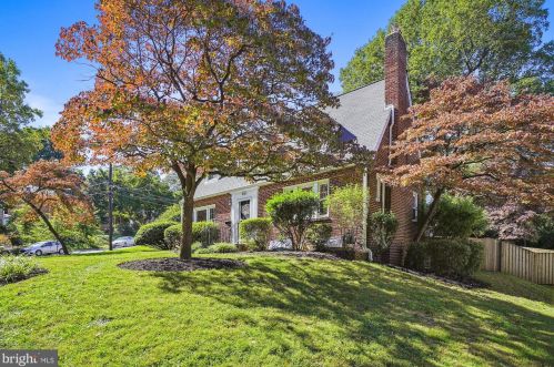 300 Wayne Pl, Silver Spring, MD 20910-5522