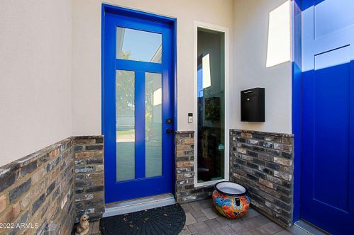 4226 42nd St, Phoenix AZ  85018-4208 exterior