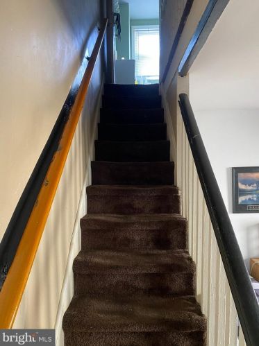 2261 37 St, Camden NJ 08110-2207 exterior