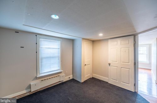 388 Hanover St, Pottstown PA 19464-5327 exterior