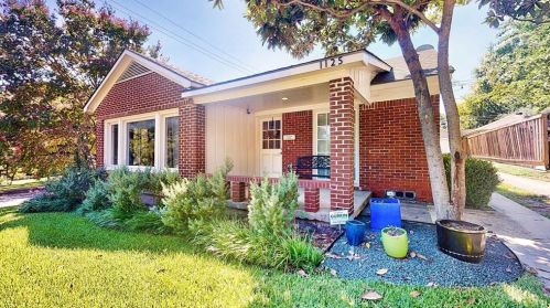 1125 Cordova St, Dallas TX  75223-1235 exterior