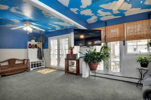 347 8 St, Bohemia NY 11716-1332 exterior