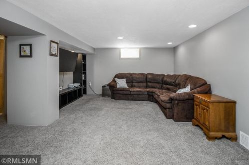 1122 Hubbard Ave, Saint Paul MN  55104-1425 exterior