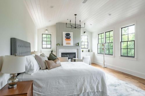 1130 Hudson Dr, Atlanta GA  30306-3578 exterior