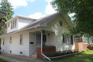 834 Lebanon St, Aurora IL  60505-5130 exterior