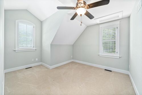 230 Essex Ave, Saint Louis MO 63122-3627 exterior