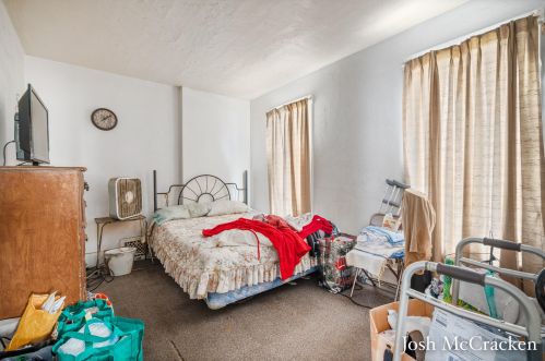 14 Cres Ave, Meskegon MI 49444-3066 exterior