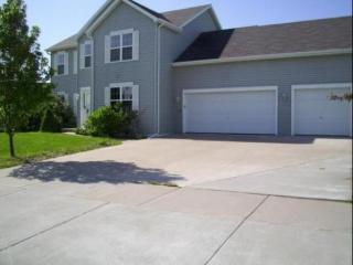 4109 Braeburn Dr, Appleton, WI 54913-9348