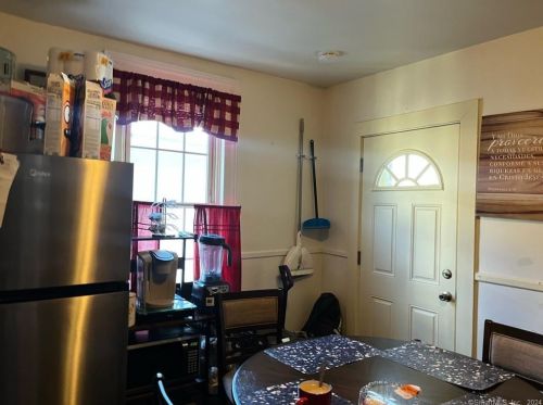 9 Couch St, Norwalk CT 06854-2025 exterior