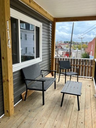 114 Amanda Ave, Pittsburgh PA  15210-2148 exterior