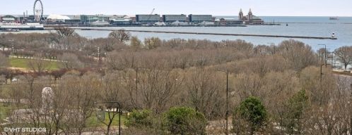 233 13th St, Chicago IL  60605-3237 exterior