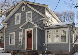 279 Rathbun St, Woonsocket, RI 02895-1208
