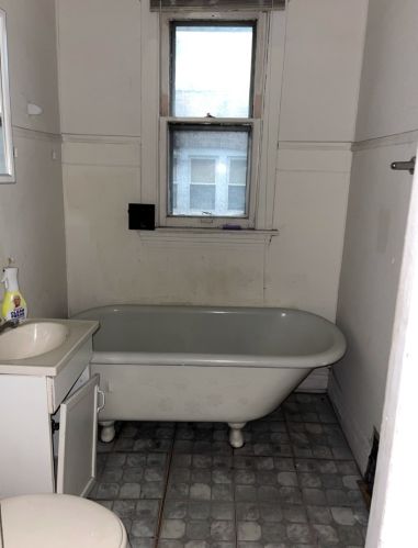 126 9 Ave, Broadview IL 60153-1332 exterior