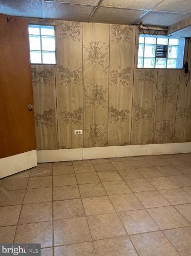 224 27 St, Camden NJ 08105-3927 exterior