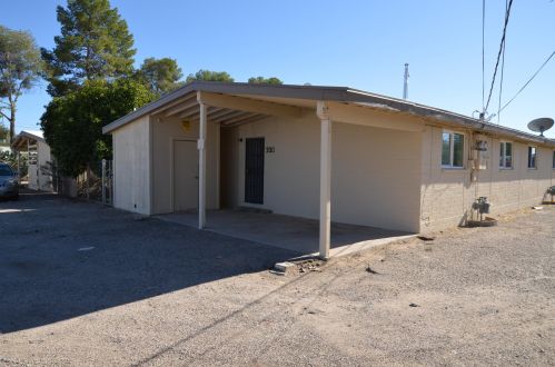 330 Navajo Rd, Tucson AZ  85705-3958 exterior