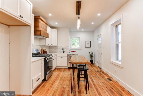 925 Orange St, Lancaster PA  17602-3213 exterior