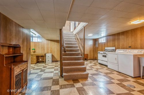 7405 Octavia Ave, Chicago IL 60631-4436 exterior