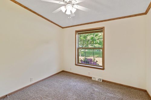 8649 12 St, Kalamazoo MI 49009-9085 exterior