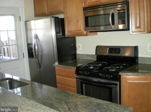 813 Webster St, Washington DC  20011-7246 exterior