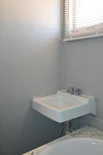 210 Amity Ave, Meskegon MI 49442-3297 exterior