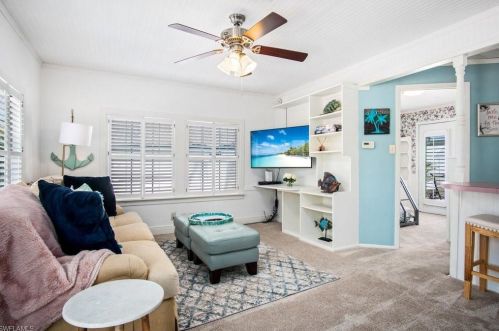 1012 Rdg St, Naples FL 34103-4223 exterior