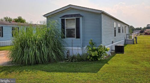 7 Nottingham Dr, Lewes, DE 19958-9011