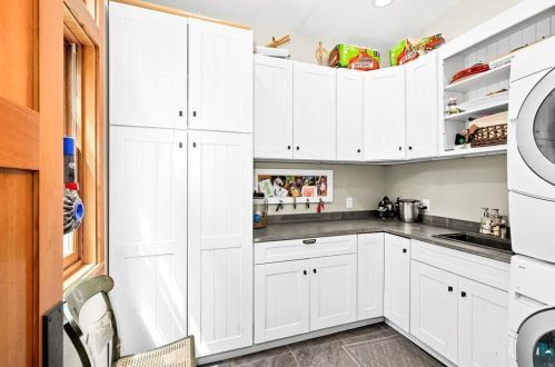 5165 Lester River Rd, Duluth MN 55804-2830 exterior