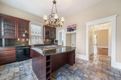 824 Briarcliff Pl, Atlanta GA 30306-3902 exterior