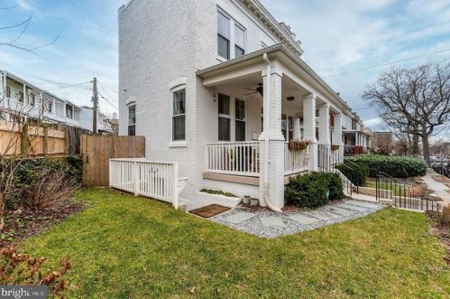 716 Shepherd St, Washington DC  20011-7924 exterior