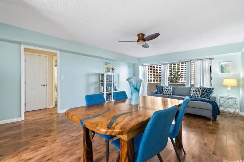 320 Ainakea Way, Honolulu, HI 96815-3951