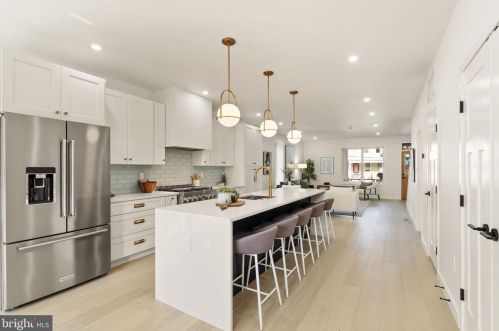 4316 2nd St, Washington DC  20011-7434 exterior