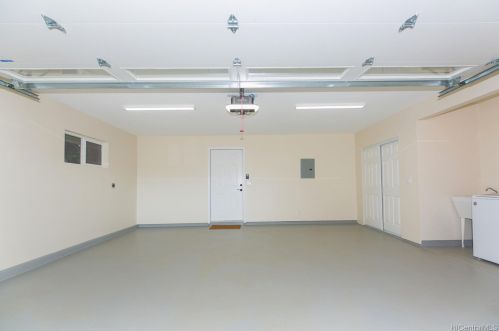 3605 Nipo St, Honolulu HI exterior