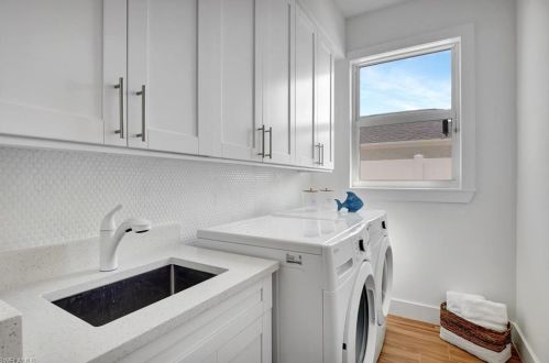 621 105 Ave, Naples FL 34108-1839 exterior