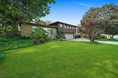 6110 38th St, Chicago, IL 60804-4113