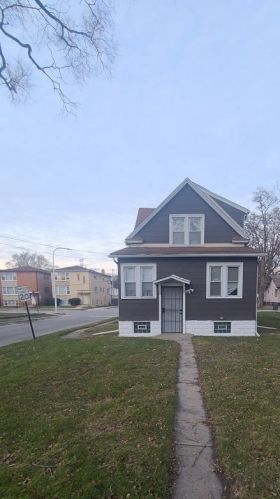 2 137 Pl, Chicago IL 60827-2909 exterior