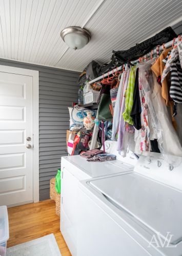 618 Hawthorne St, Grand Rapids MI 49503-3411 exterior