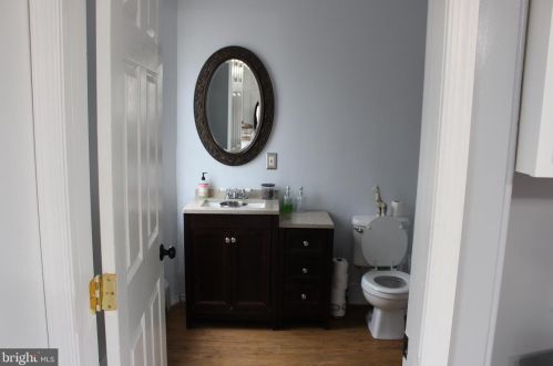 429 Vine St, Pottstown PA  19464-6531 exterior