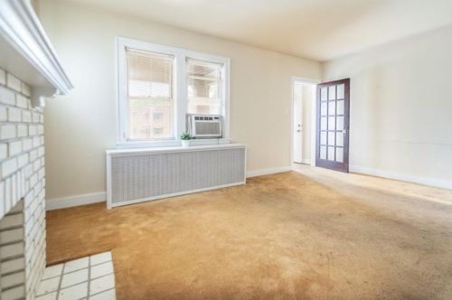 132 Mount Lebanon Blvd, Pittsburgh PA 15234-1243 exterior