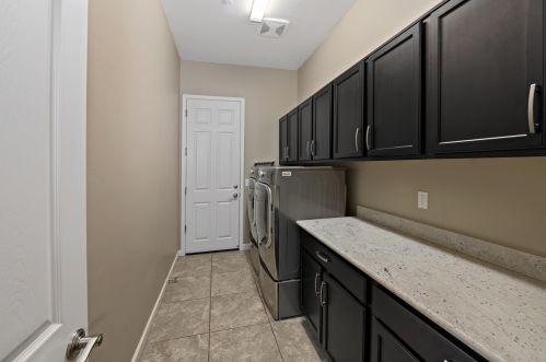 8499 National Dr, Tucson AZ 85742-8526 exterior