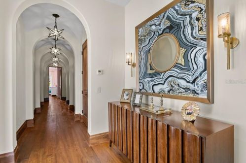 2621 Dundee St, Tampa FL  33629-7516 exterior